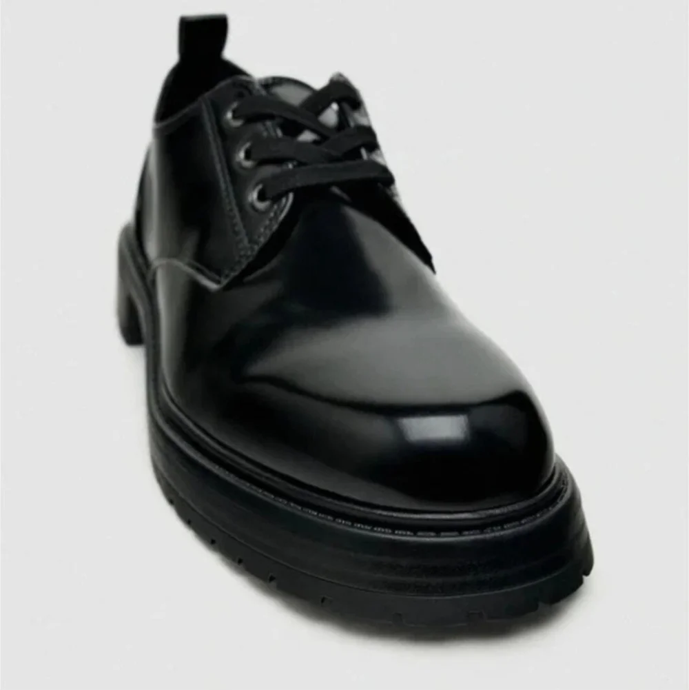 New Zara Laced Oxfords Patent Leather Black Shoes Size 7.5 US / 8 EU